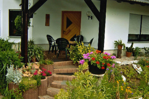 Terrasse der gro&szlig;en Ferienwohnung